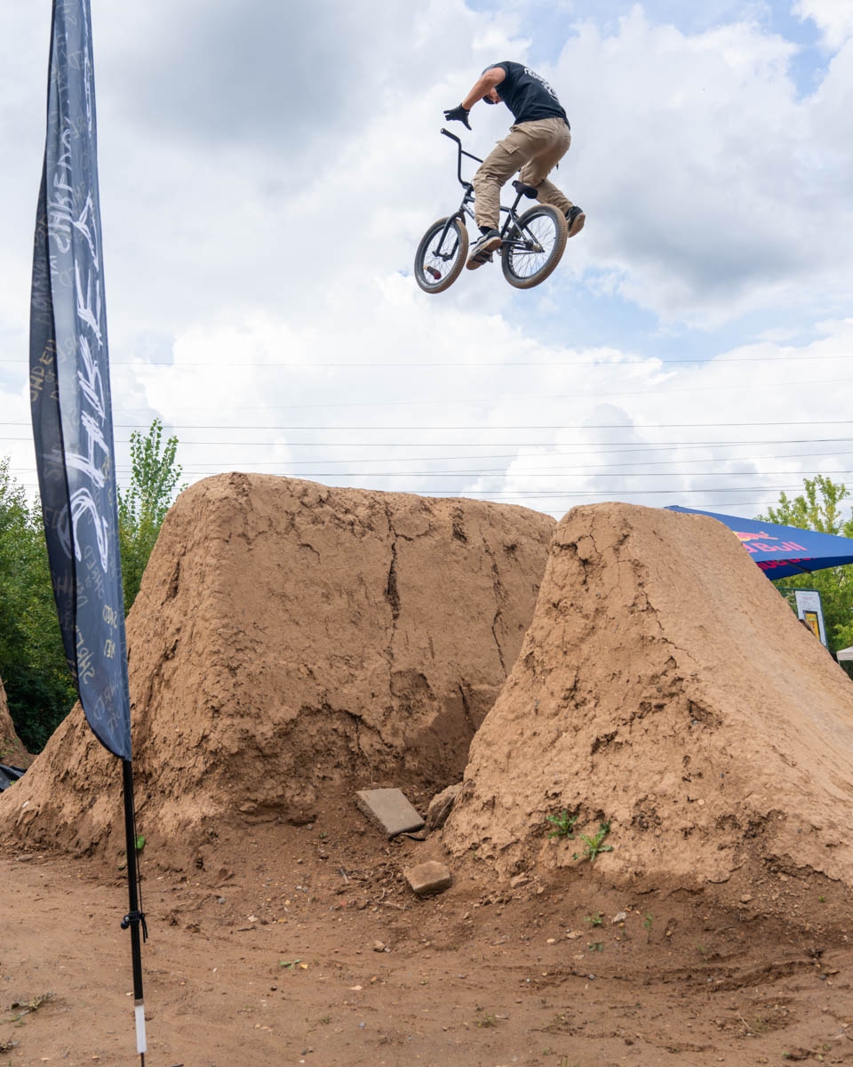 _BMX0527
