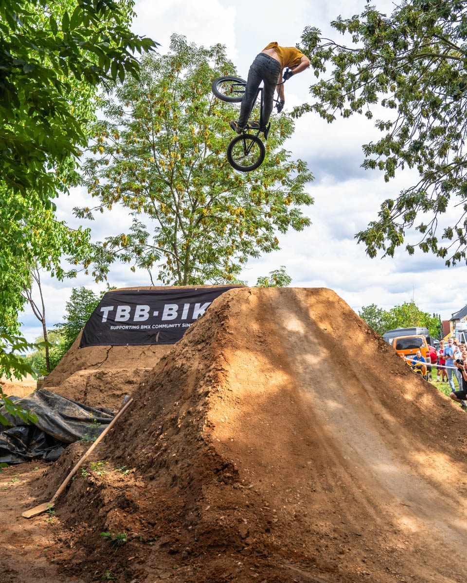 _BMX0792