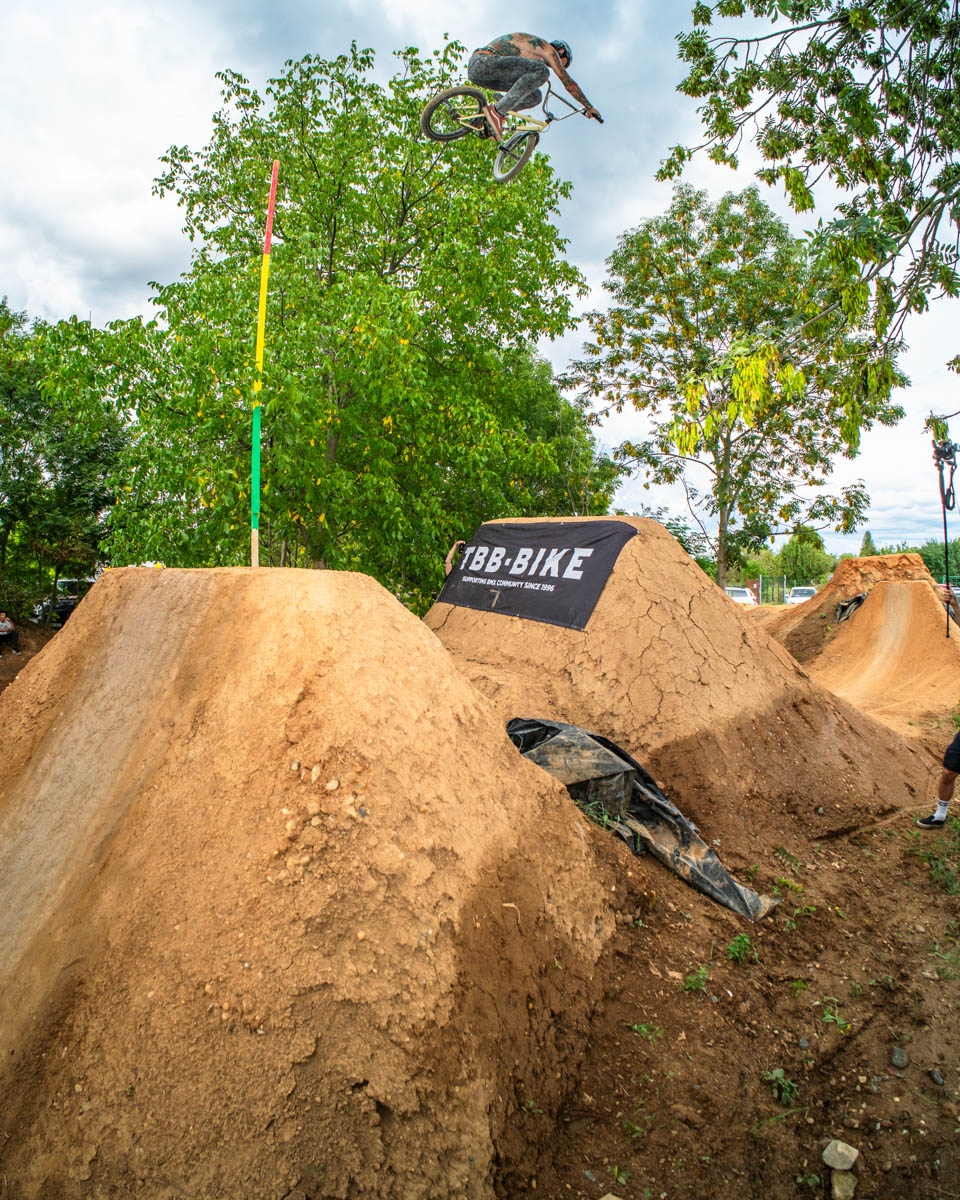 _BMX1212