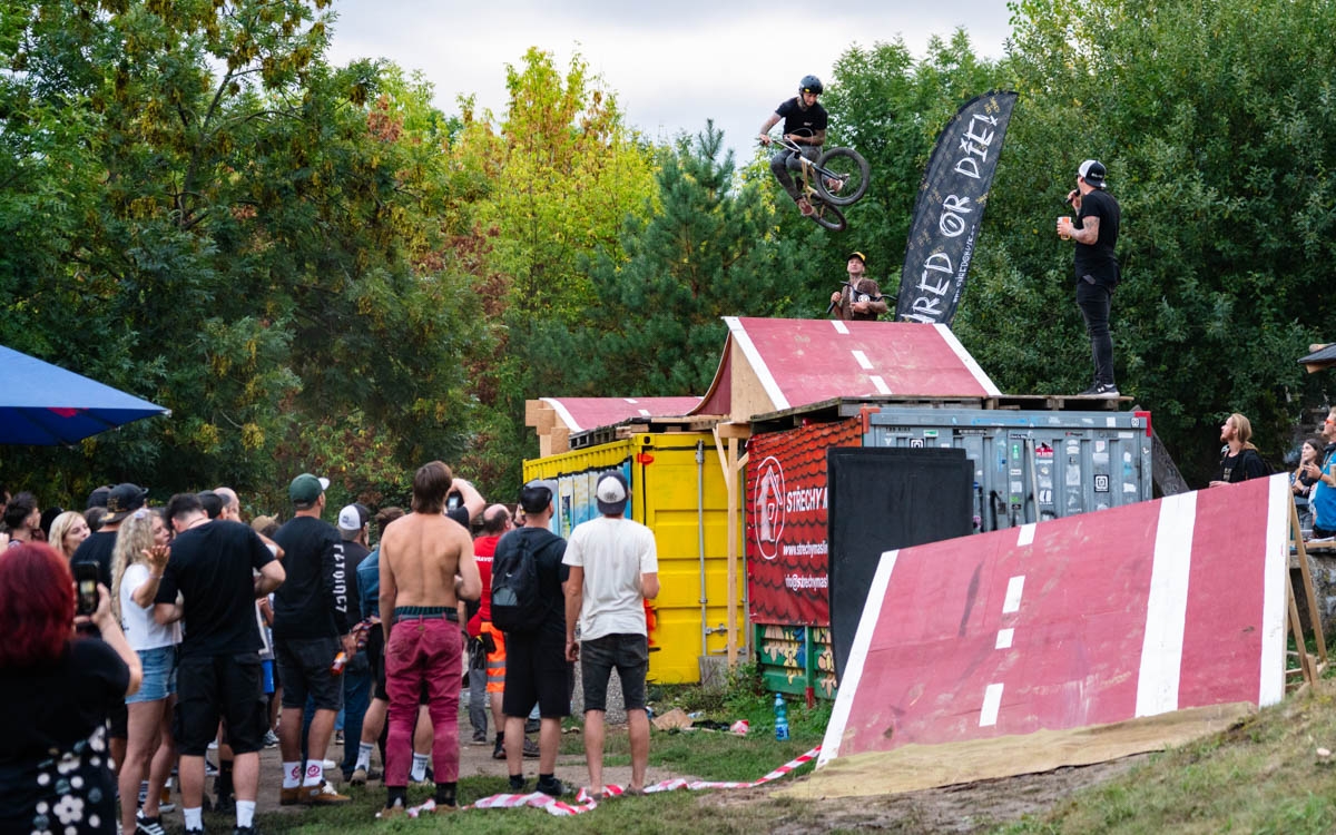 _BMX1410