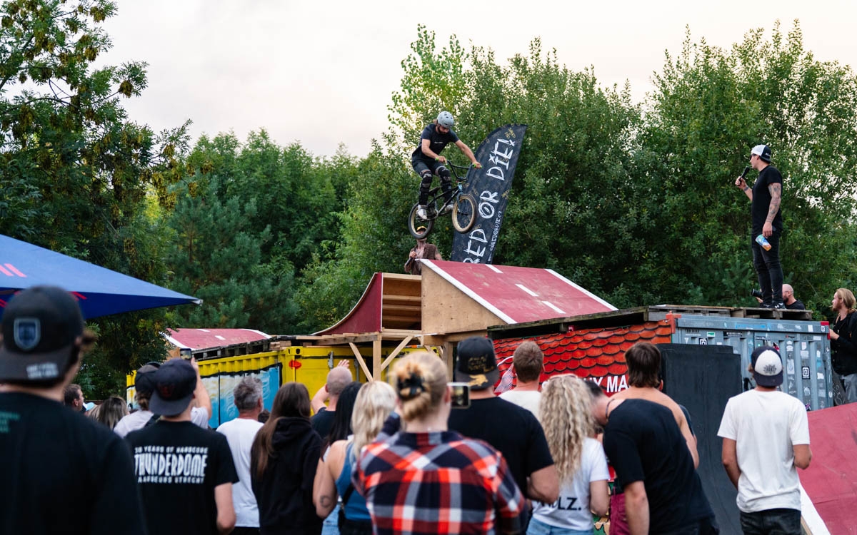 _BMX1429